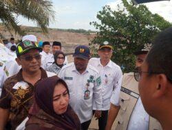 DPRD Tanbu Bersama Bupati Tinjau Lokasi Jalan longsor Akibat Pertambangan