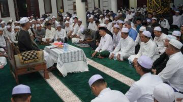 Guru Fakhruddin: Sehebat Apa pun, Tak Bisa lari dari Takdir Allah